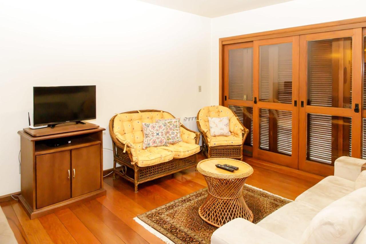 Apartamento Amplo E Aconchegante Na Av Das Hortencias No Centro De กรามาโด ภายนอก รูปภาพ
