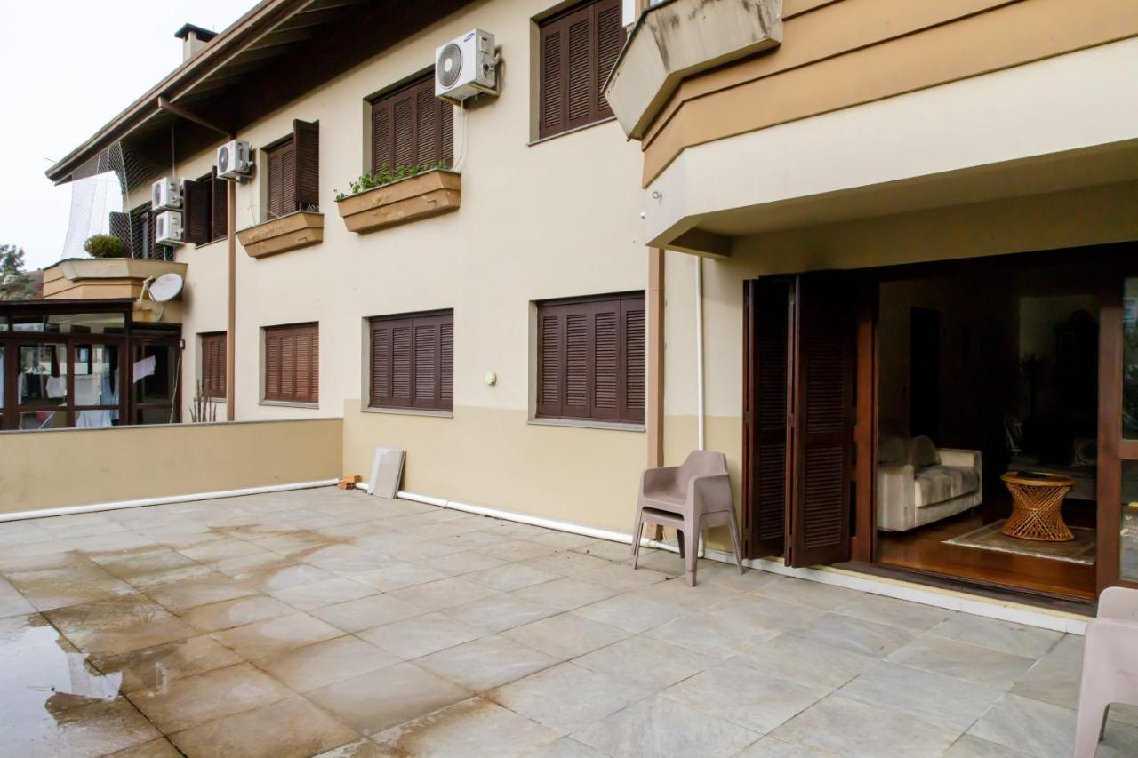 Apartamento Amplo E Aconchegante Na Av Das Hortencias No Centro De กรามาโด ภายนอก รูปภาพ