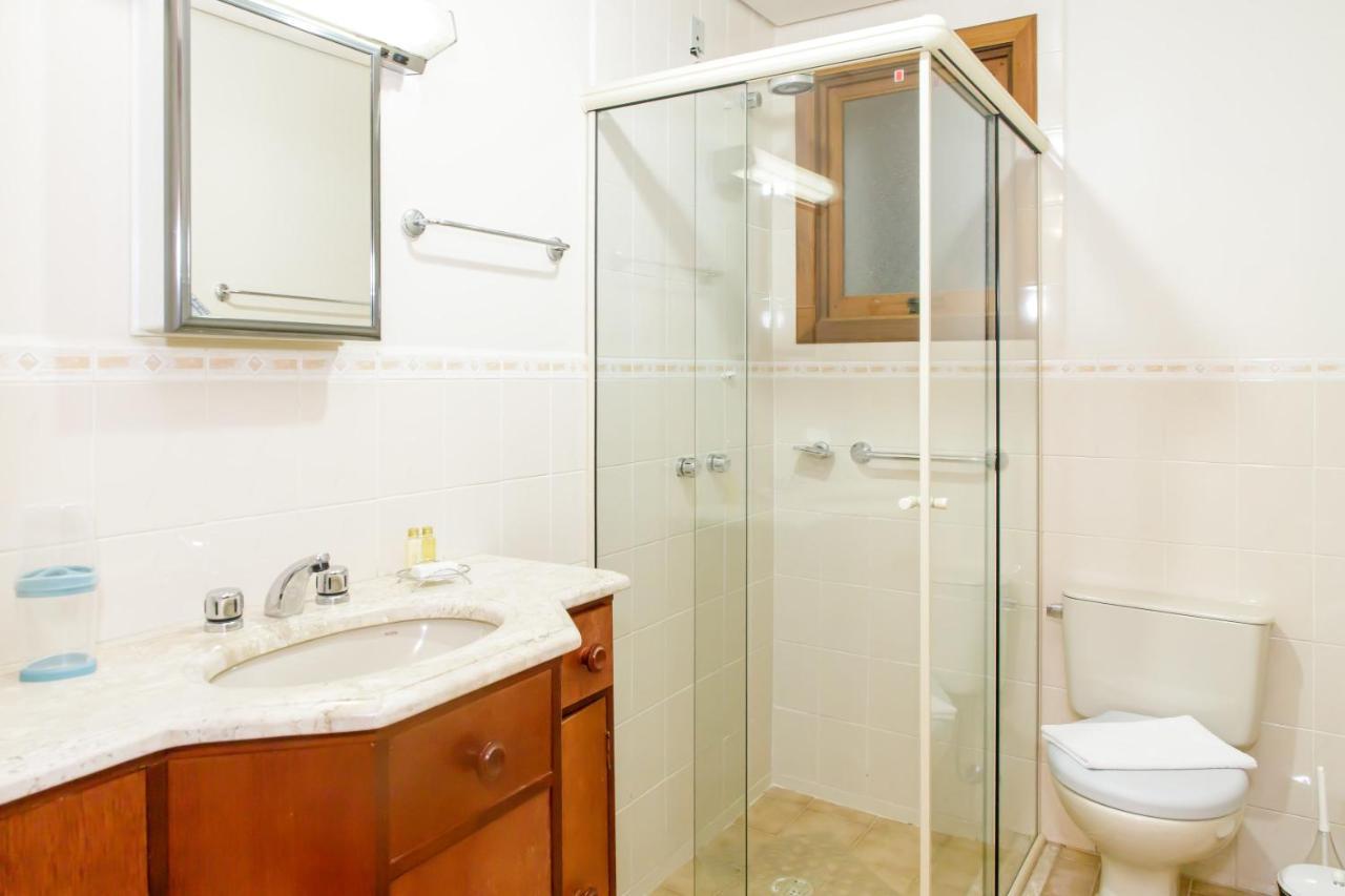 Apartamento Amplo E Aconchegante Na Av Das Hortencias No Centro De กรามาโด ภายนอก รูปภาพ